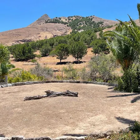 منزل ريفي House Rosario Coelho